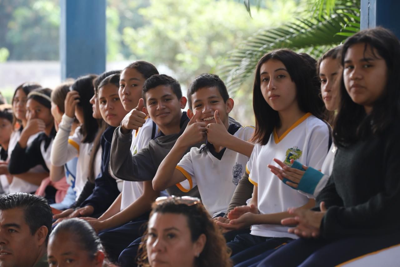 Mañana regresan a clases más de 900 mil estudiantes de nivel básico ...